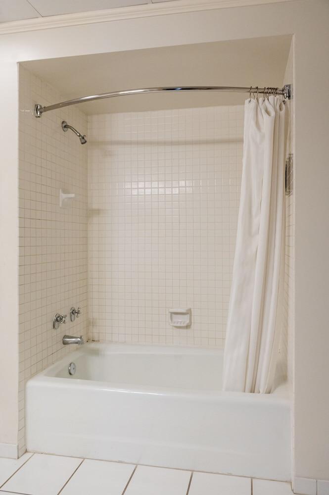 The Lafayette New Orleans By Kasa Living photo 22
