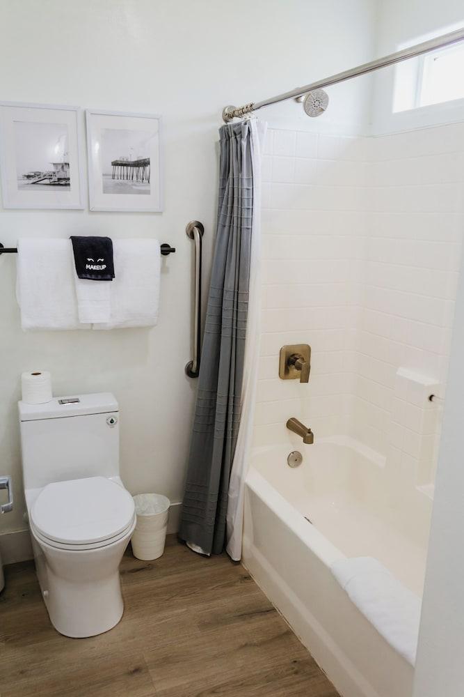 Black Sands Inn photo 81
