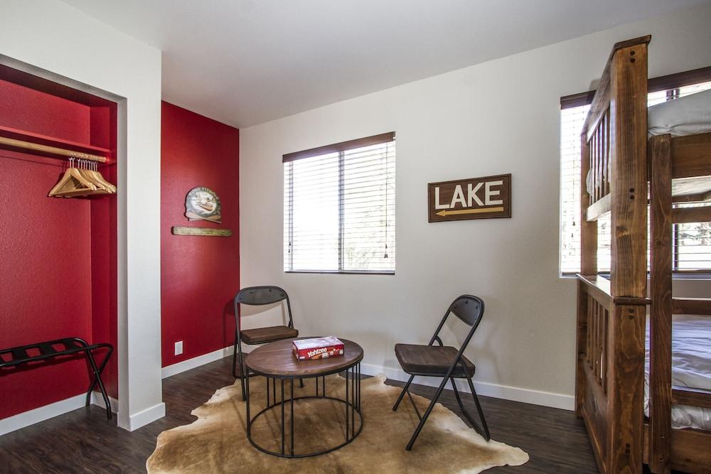 Noon Lodge at Mallard Bay photo 37