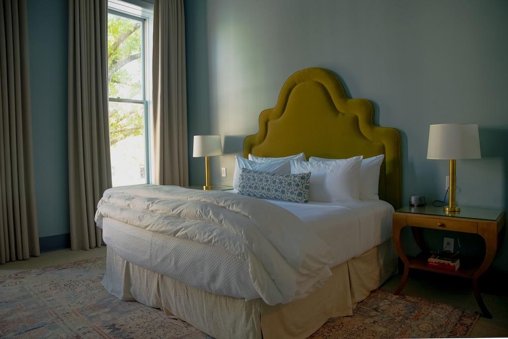 The Woodward Hotel photo 45