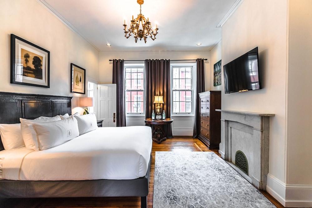 The DWIGHT D Hotel photo 47
