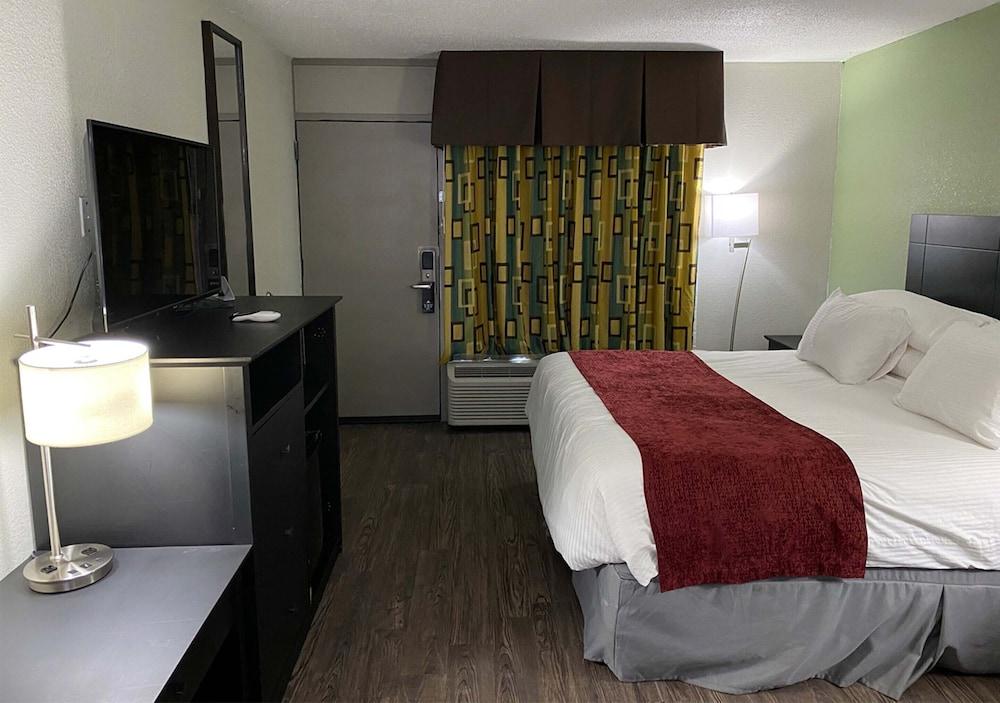 Lx Hotel, Powered by ACW Circle photo 50