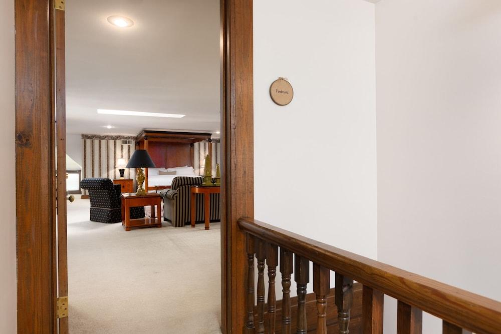 The Shaffner Inn photo 79