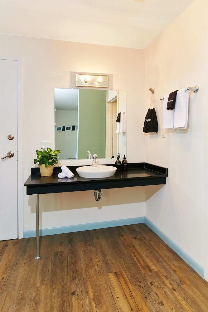 Greenporter Hotel photo 46