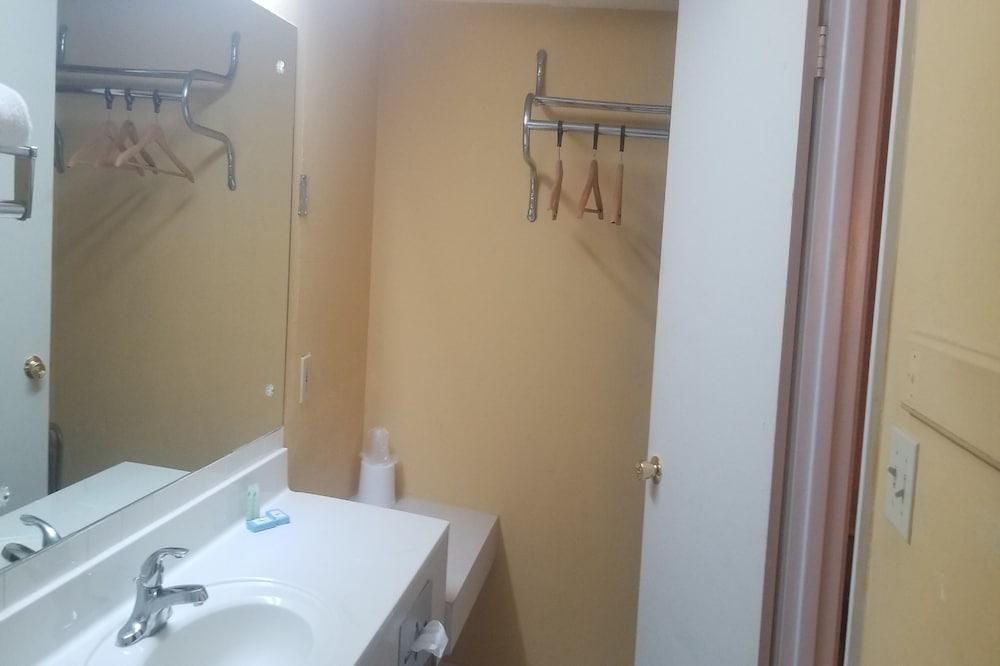 American Inn Motel photo 11