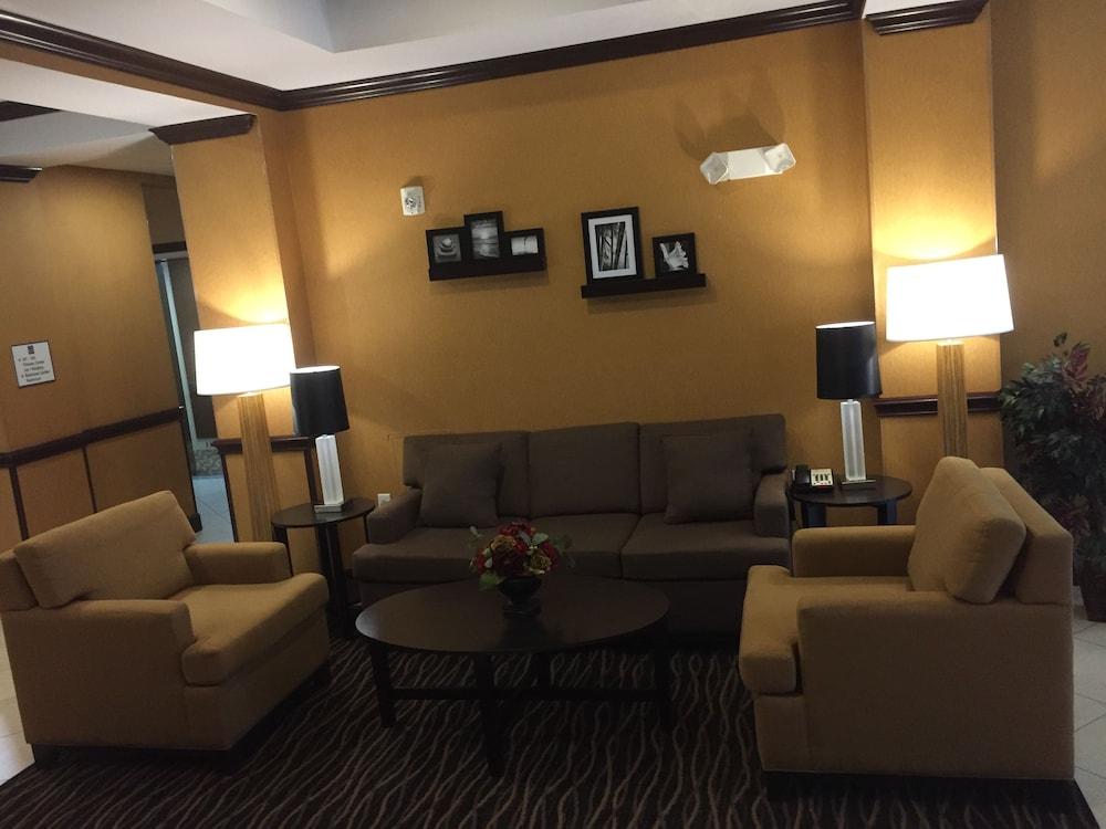 Sleep Inn & Suites Abilene Near University photo 11