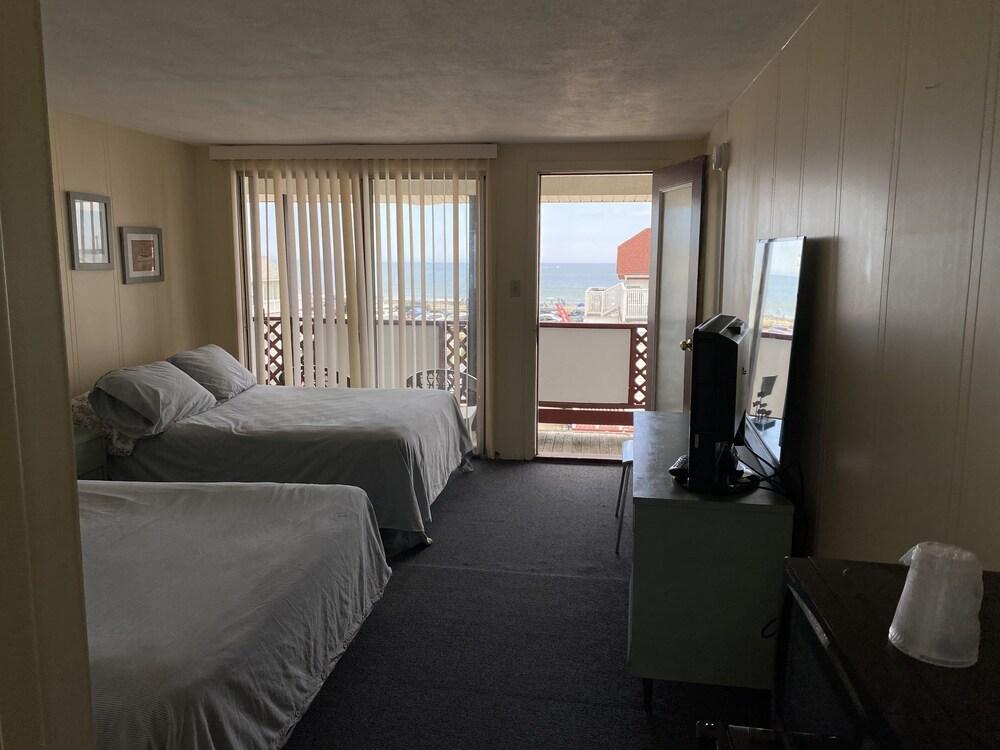 Grand View Motel photo 50
