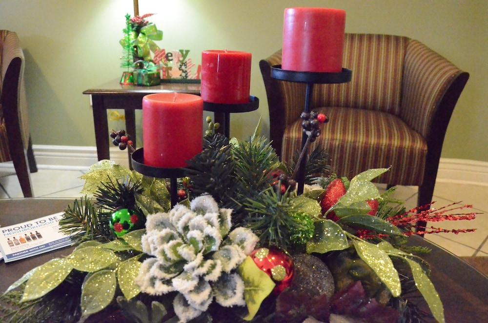 Carmel Inn & Suites photo 6