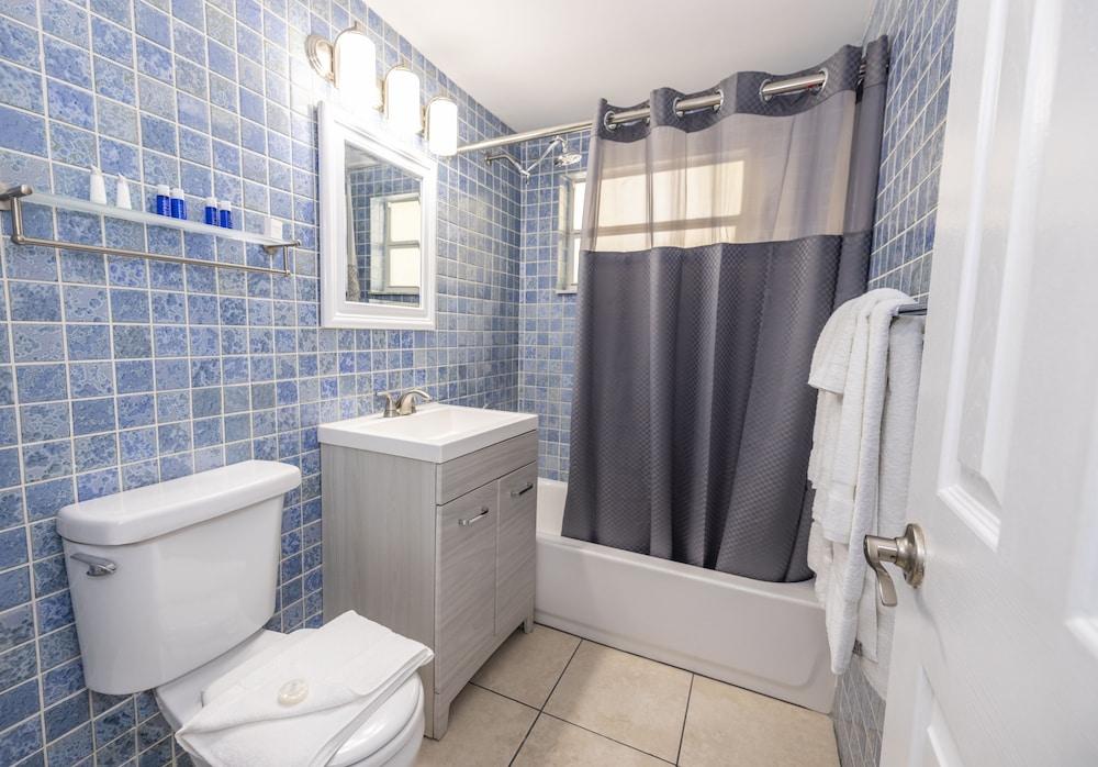 Suites on South Beach photo 16