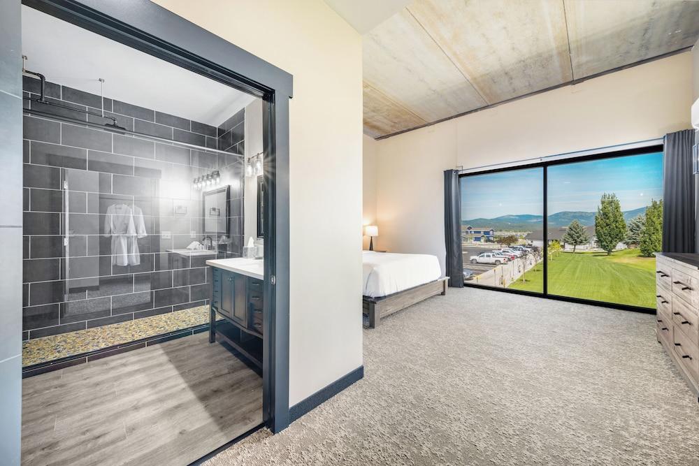 The Suites at Prairie Falls & Event Center photo 11