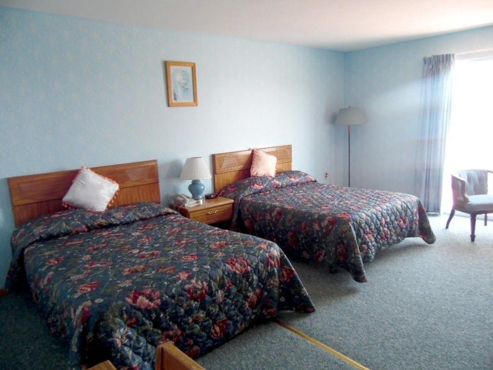 Redclyffe Shore Motor Inn photo 40