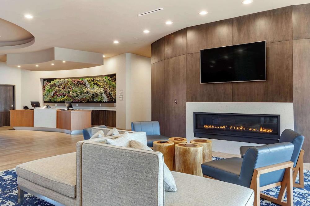 Cambria Hotel Spokane Airport photo 17