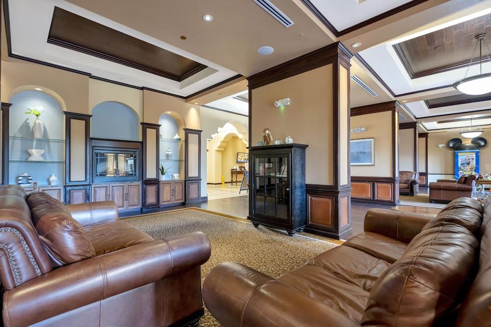The Village Resort Suite and Spa photo 4