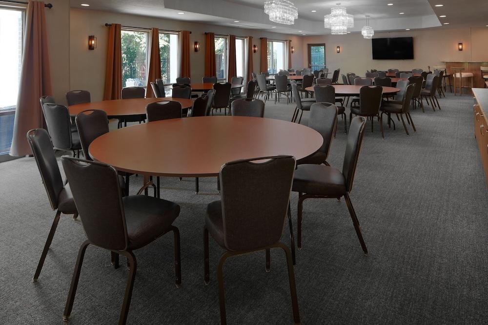 SpringHill by Marriott Centreville/Chantilly photo 21