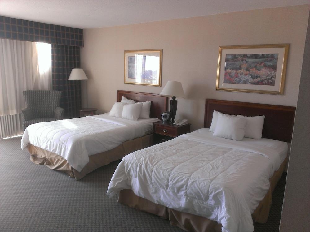 Hotel I-64 Richmond photo 14