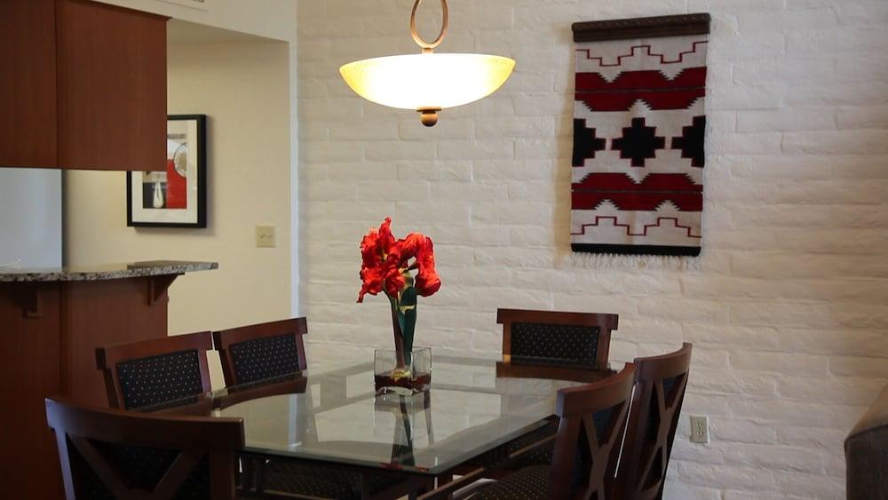 Getaways at Scottsdale Camelback photo 7