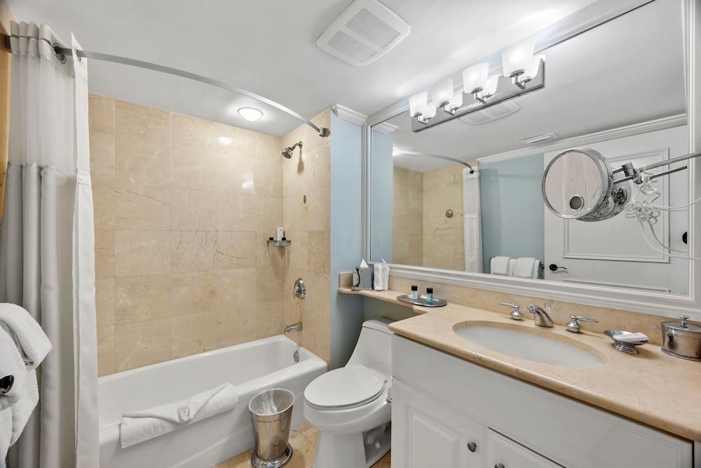 Marco Beach Ocean Suites photo 27