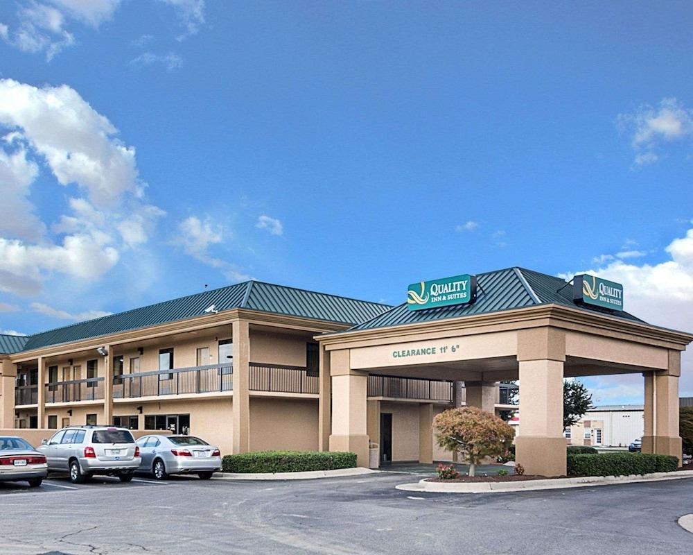 Quality Inn & Suites Franklin photo 28