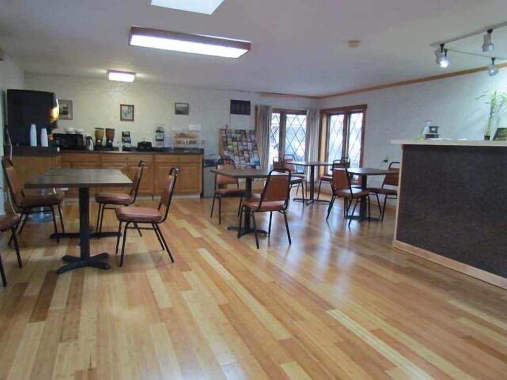 Cherry Lane Motor Inn photo 7