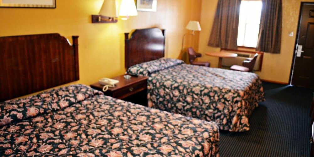 Aloha Inn photo 47