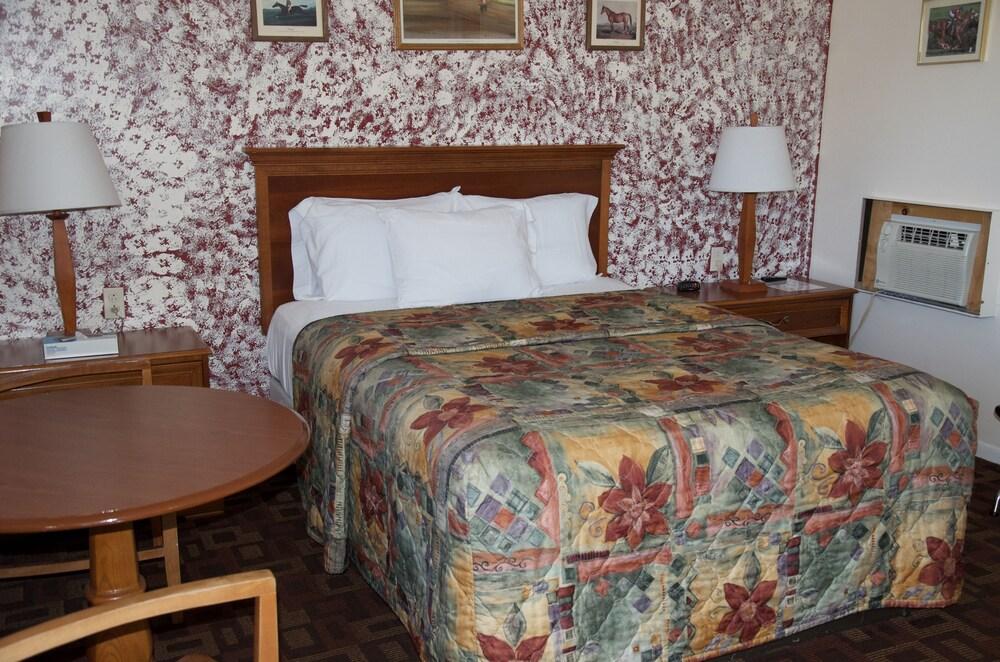Sara Glen Motel photo 14