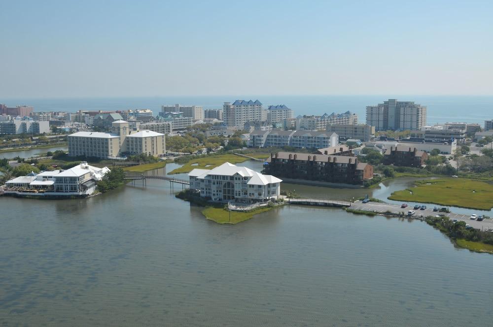 The Edge at Fager's Island photo 44