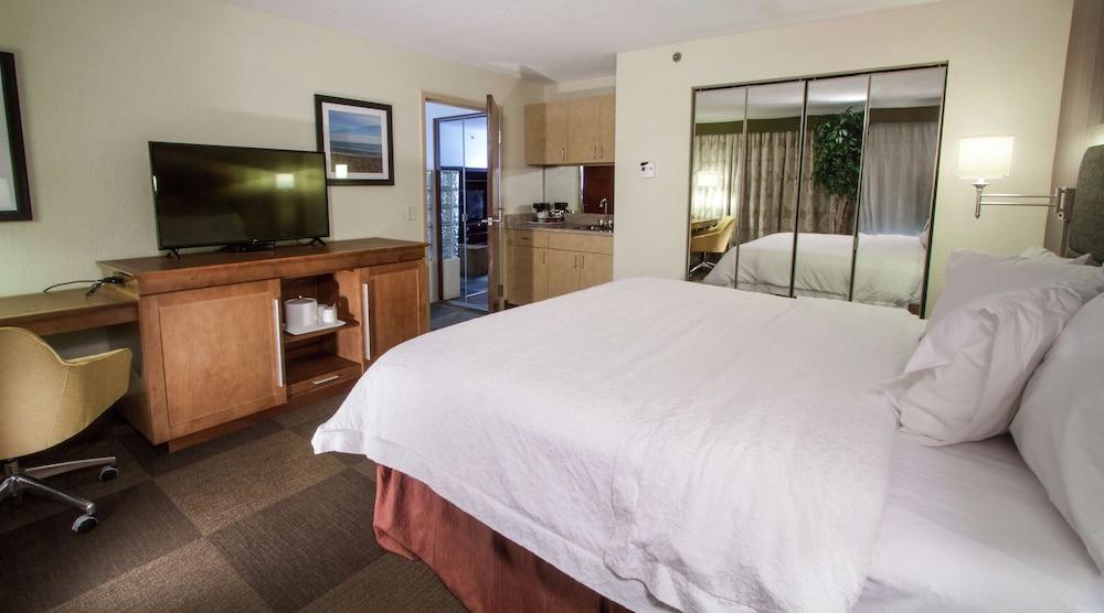 Hampton Inn South Haven photo 6