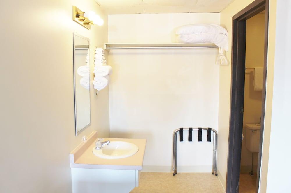 Otter Creek Inn photo 16