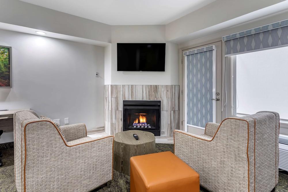 Best Western Plus Apple Valley Lodge Pigeon Forge photo 38