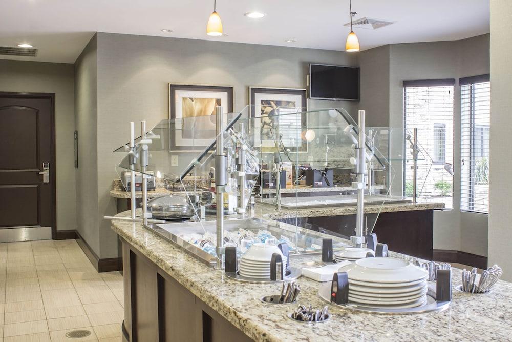 Staybridge Suites Jacksonville - Camp Lejeune Area by IHG photo 40