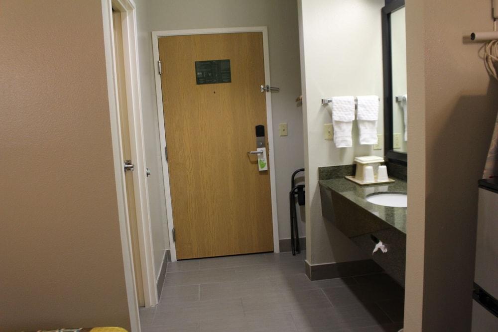 Homegate Inn and Suites photo 9