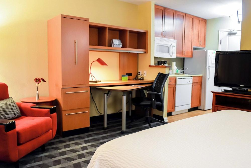 TownePlace Suites by Marriott Quantico Stafford photo 31
