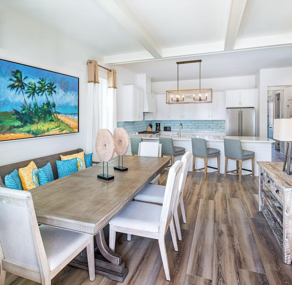 Margaritaville Beach Cottage Resort PCB photo 11