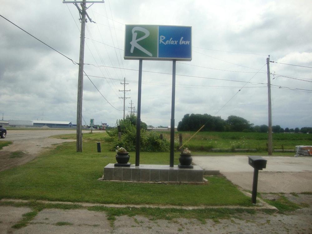 Relax Inn photo 18