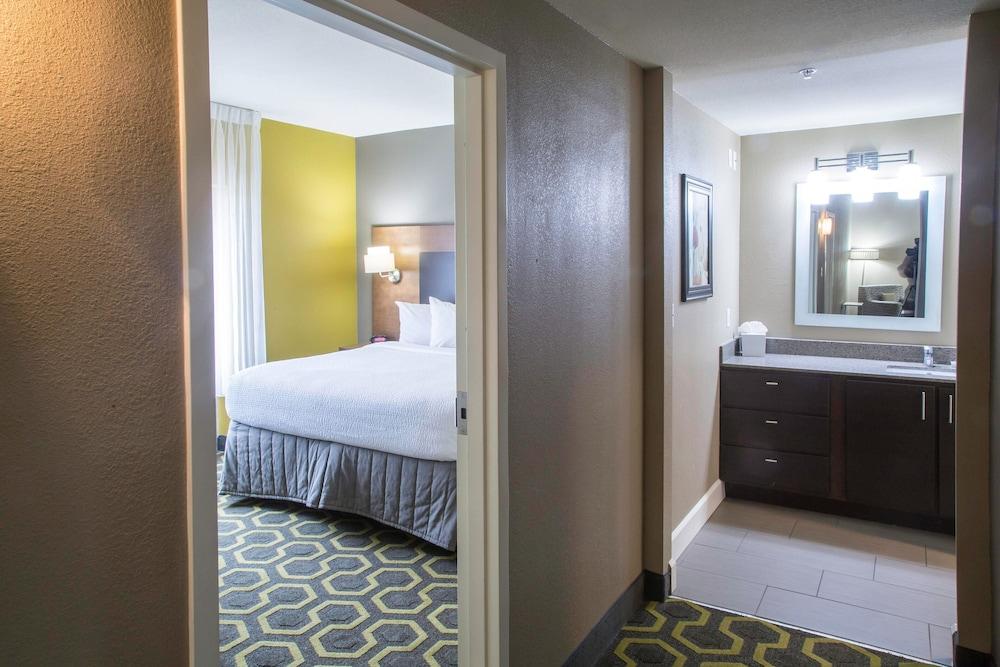 TownePlace Suites Oxford photo 25