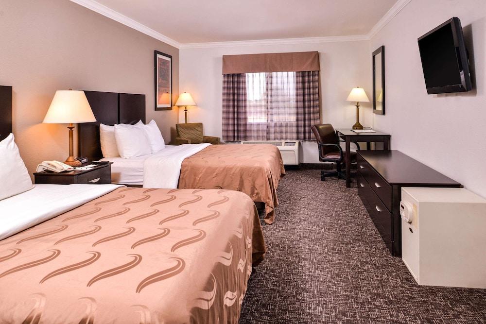 Quality Inn & Suites Beaumont photo 48