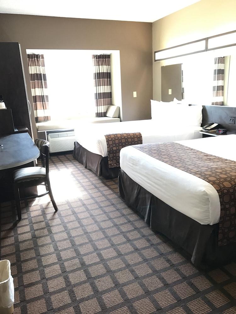 Microtel Inn & Suites by Wyndham Mansfield photo 10