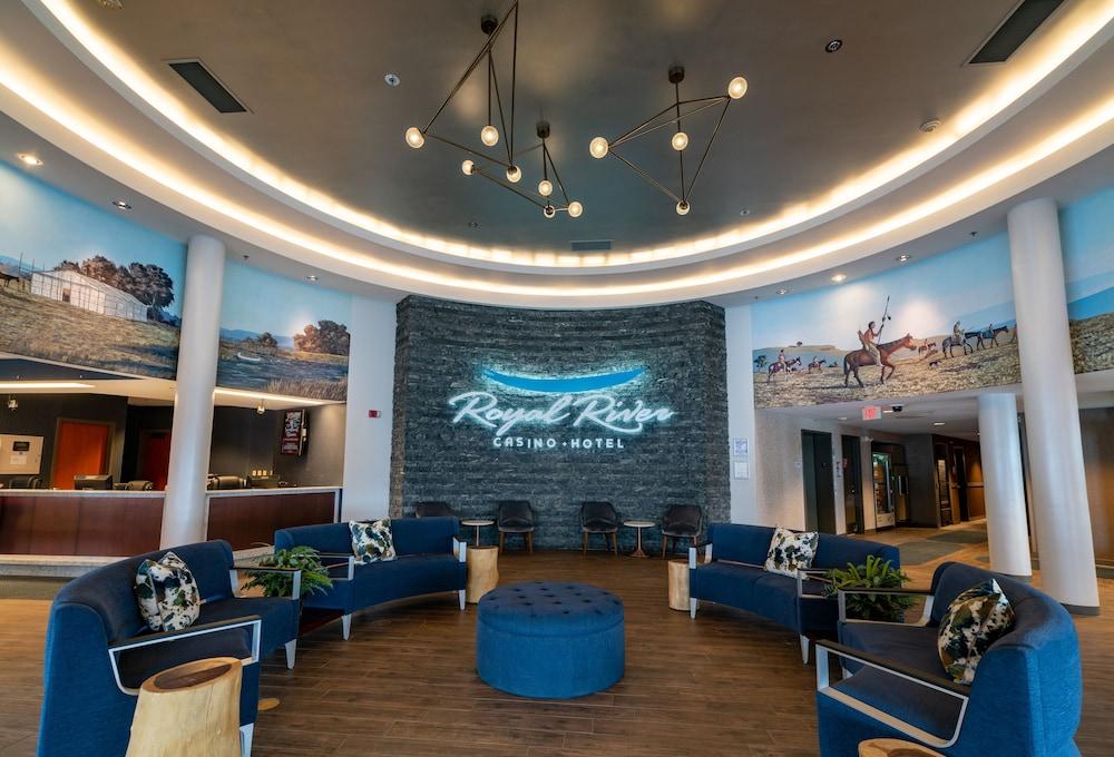Royal River Casino and Hotel photo 11