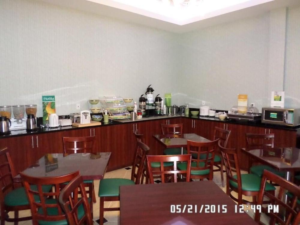 Pitkin Hotel photo 4