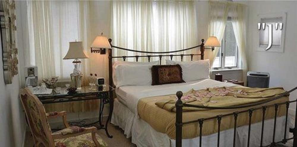 The Columbia Inn at Peralynna Manor photo 5