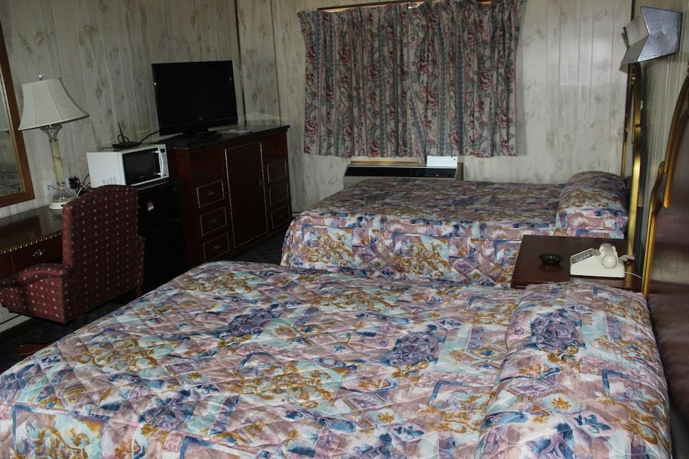 Sunset Motel photo 18
