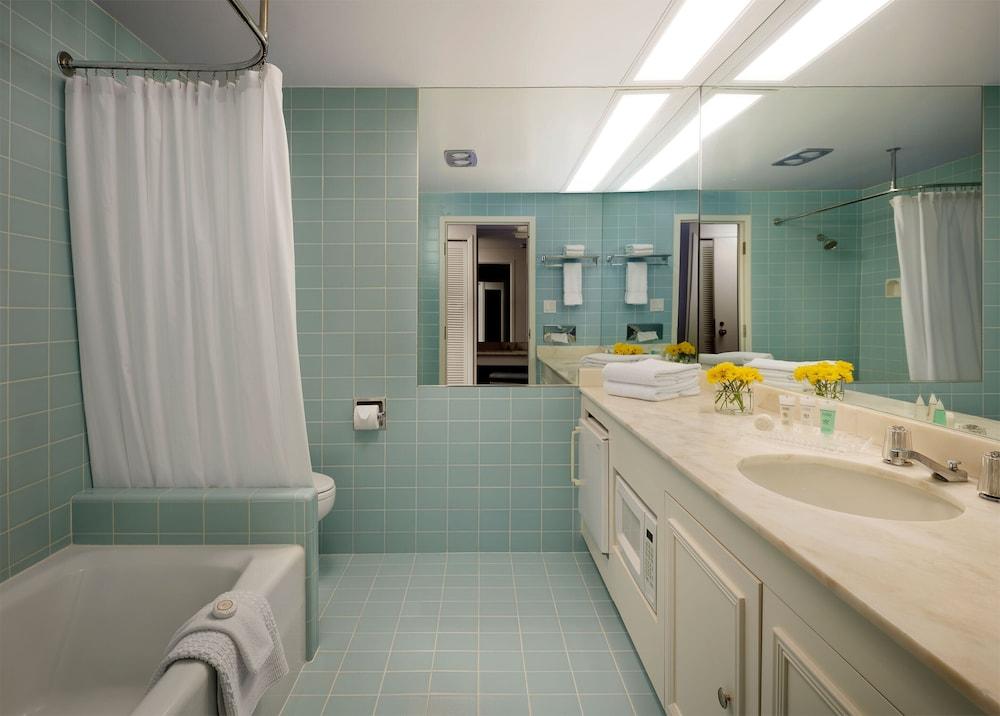Little America Hotel photo 9