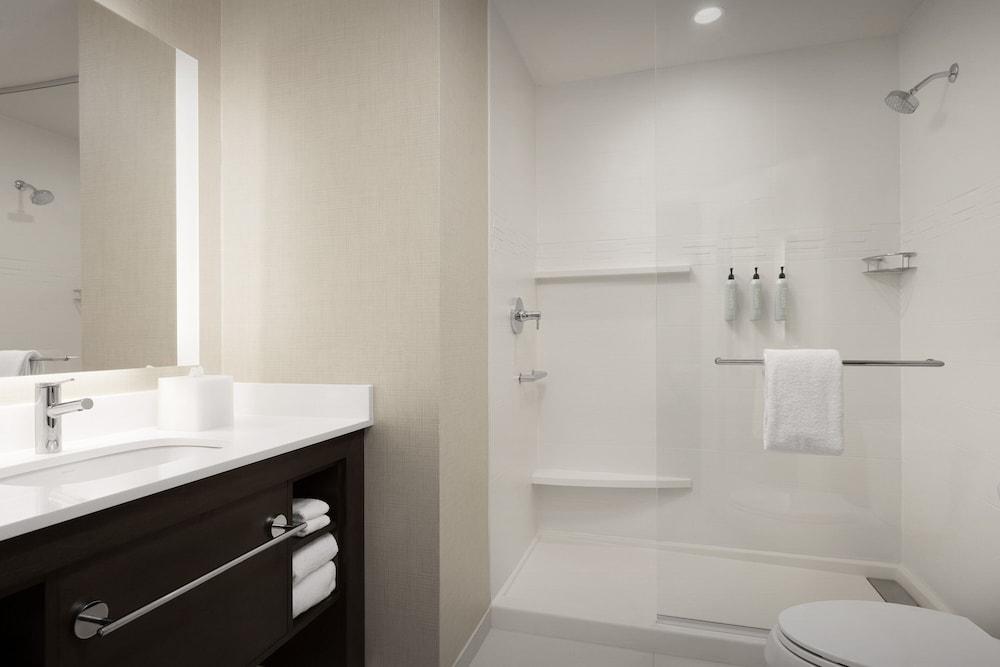 Residence Inn by Marriott Kenwood Cincinnati photo 28