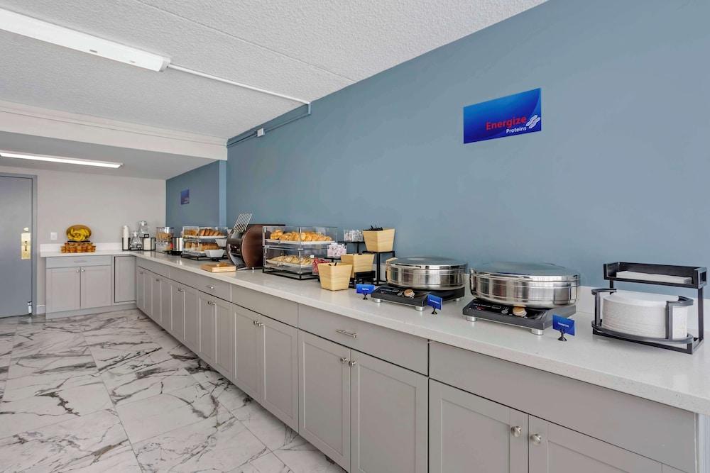 Best Western Rutgers University Hotel photo 37