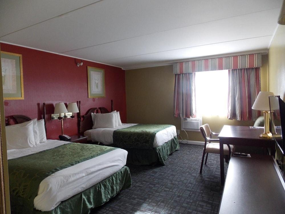 Center Street Value Inn photo 3