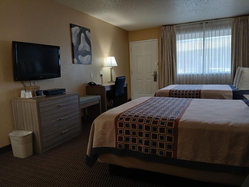 Three Rivers Inn photo 38