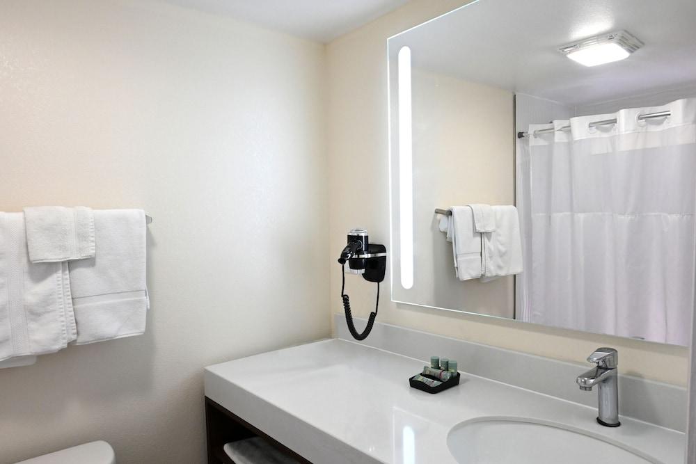 Golden Host Resort - Sarasota photo 27