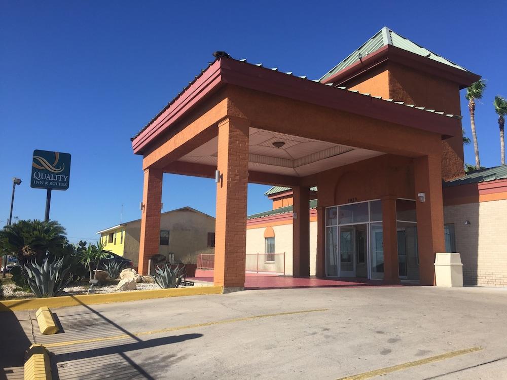 Econo Lodge Inn & Suites Eagle Pass photo 14