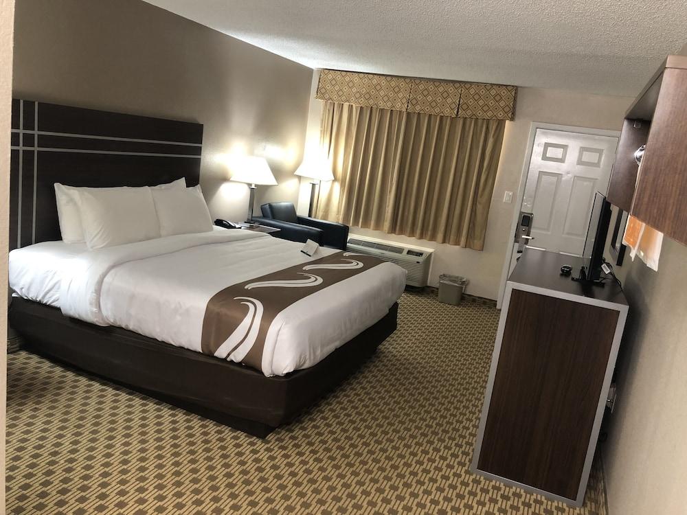 Quality Inn Madisonville photo 11