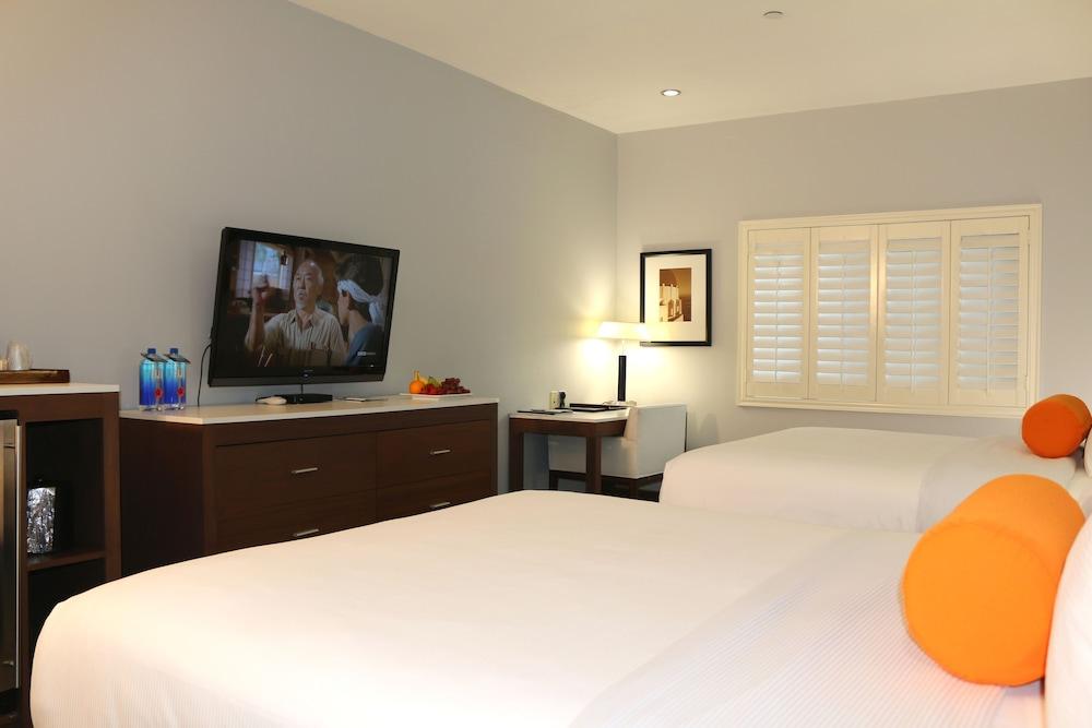 BLVD Hotel and Studios Universal-Hollywood, an Ascend Collection Hotel photo 8